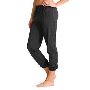 Athleta Andale Jogger Tuxedo Side Stripe Black Size 14 983341 Elastic Waist